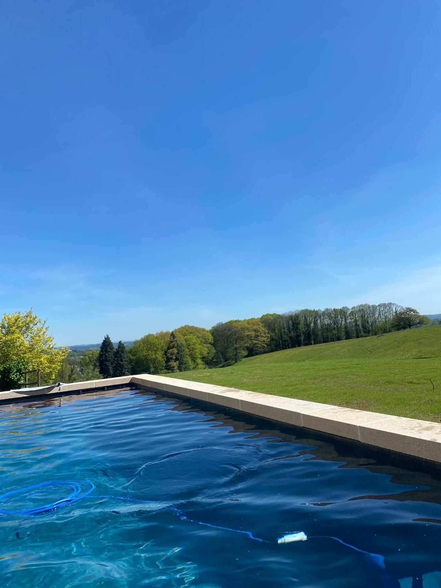 Domaine De Montmery Sa Piscine Son Jardin Ses Espaces Ambazac Bagian luar foto